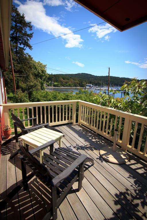 Kingfish Inn West Sound Room photo